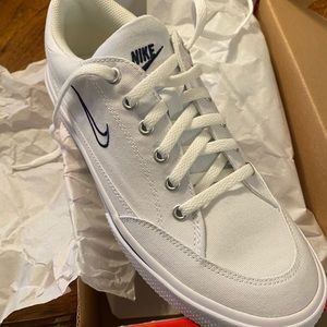 Nike Womens GTS 97 size 8.5